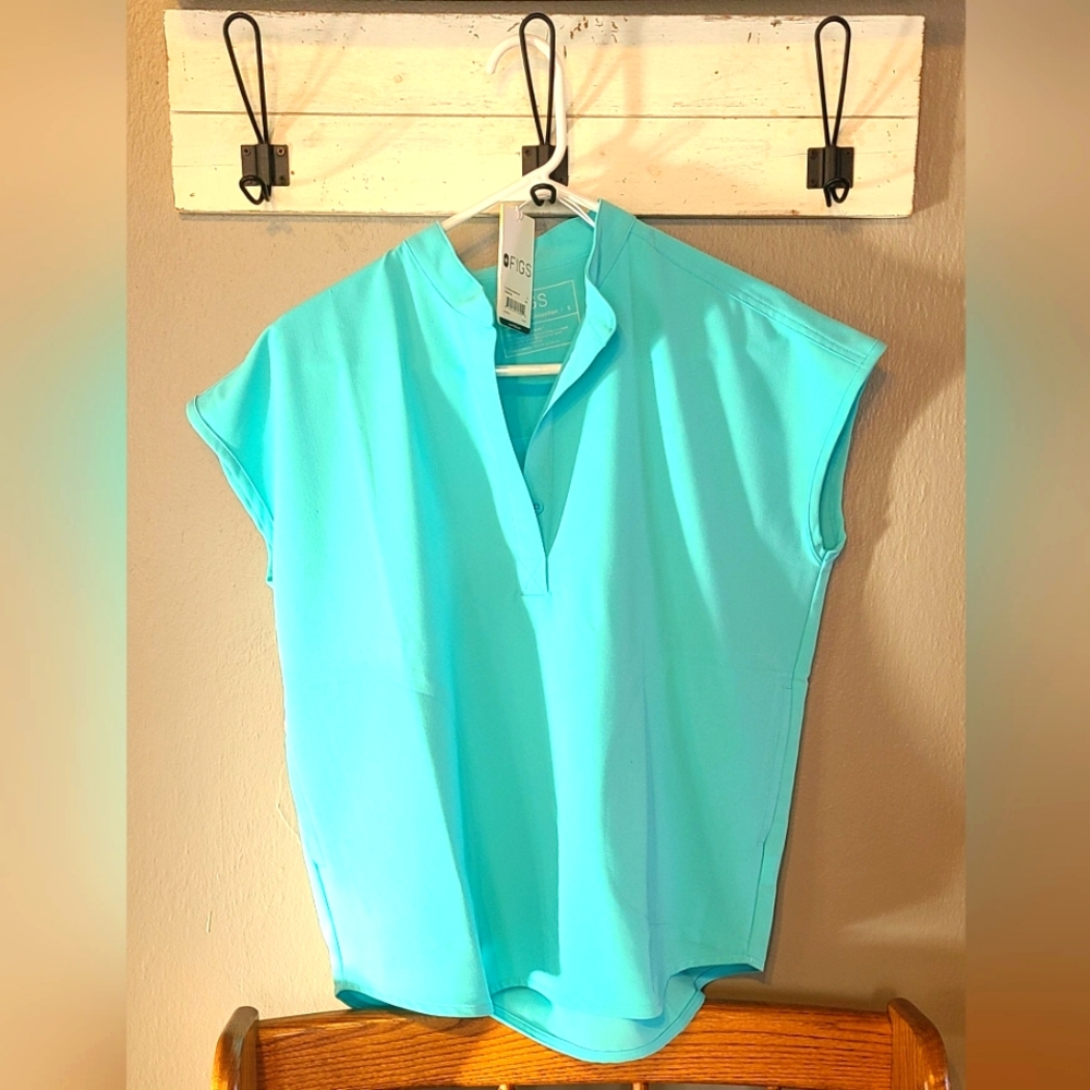 Figs Rafeala Scrub Top Neon Blue